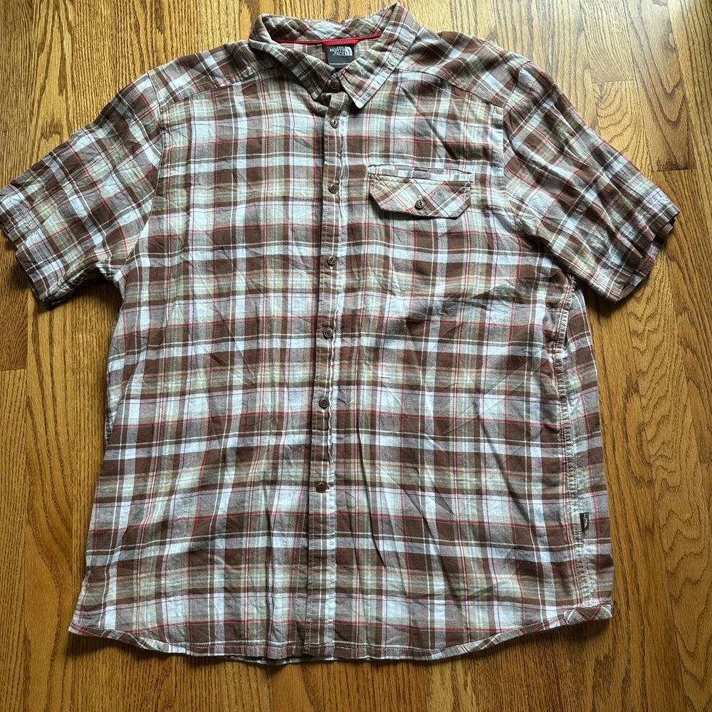 The North Face Men's Casual button down Brown Plaid Shirt